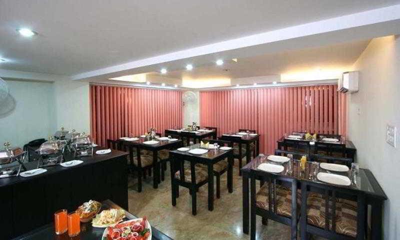 Fabexpress Jeniffer Inn Delhi  Ngoại thất bức ảnh